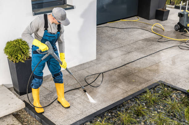 Best Commercial Pressure Washing  in Montara, CA